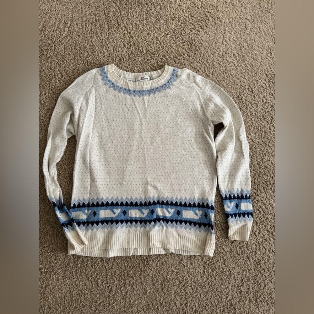 Vineyard vines sweater